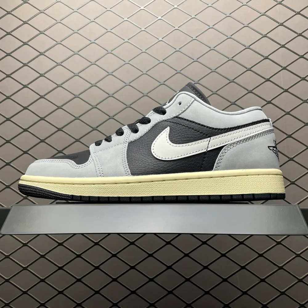 💰519 純原Air Jordan 1 Low AJ1喬1低幫 HQ2010-012 目前市售最高品質出貨 原鞋開發 平臺訂單專用代工流水線打造 一眼zp既視感 尺碼：40 40.5 41 42 42.5 43 44 44.5 45 46