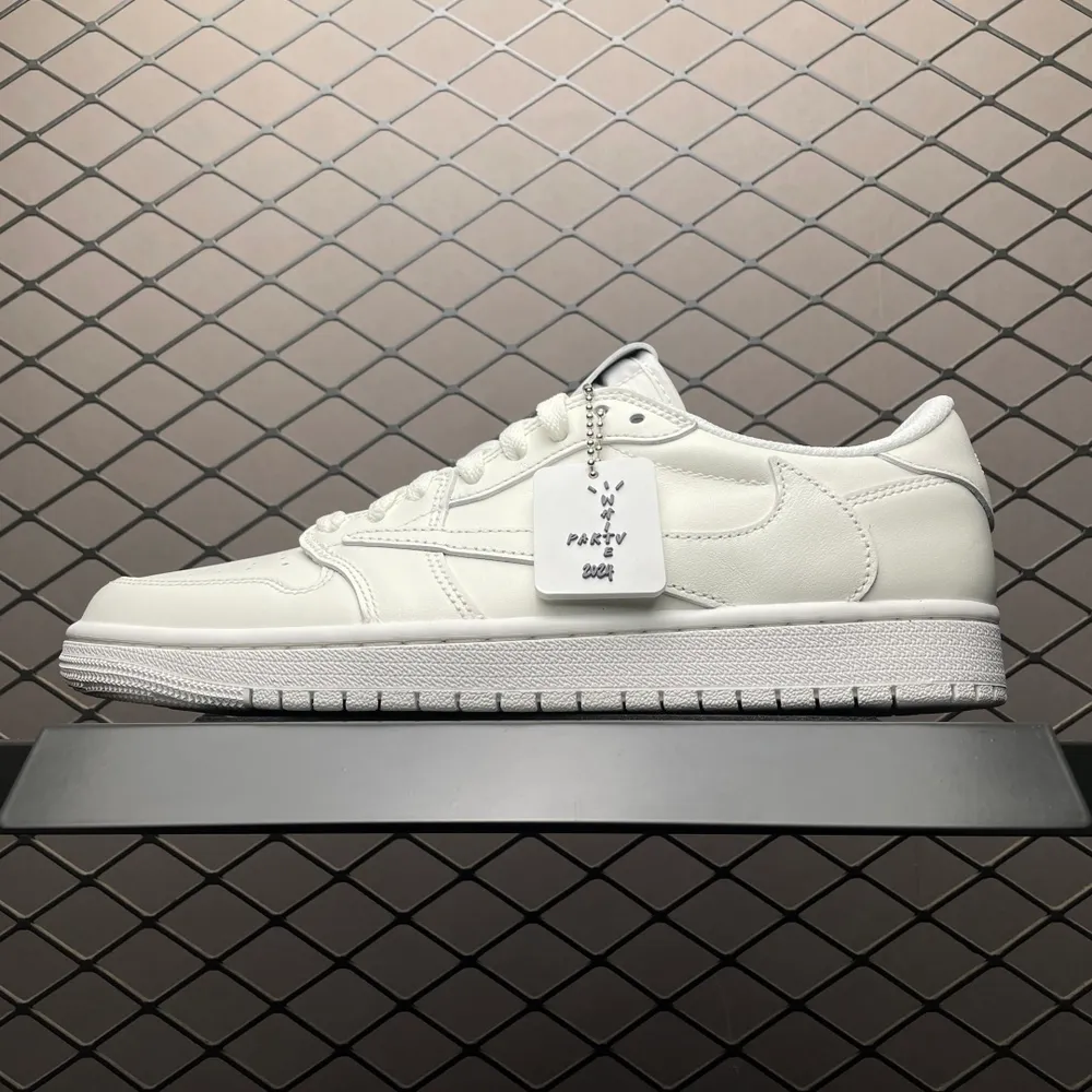 純原 Travis Scott x Air Jordan 1 白色派對 親友限定 AJ1喬1 TS聯名倒鉤 TD1226-111 行業頭部大廠出品 原鞋原資料開發 原廠皮料 正確鞋墊背膠 內側油印字型 織嘜標 電繡後跟 完美呈現 尺碼：40