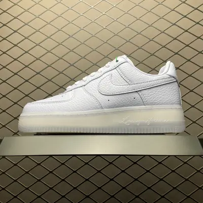 💰550 純原Nocta x NK Air Force 1 Low 聯名款空軍一號低幫休閒板鞋 CZ8065-500 原廠衝刀皮料切割乾淨 無任何毛邊 打造純正空軍 全掌內建蜂窩氣墊 原盒配件 原廠中底鋼印、拉幫完美 全套原楦原模傾力打造