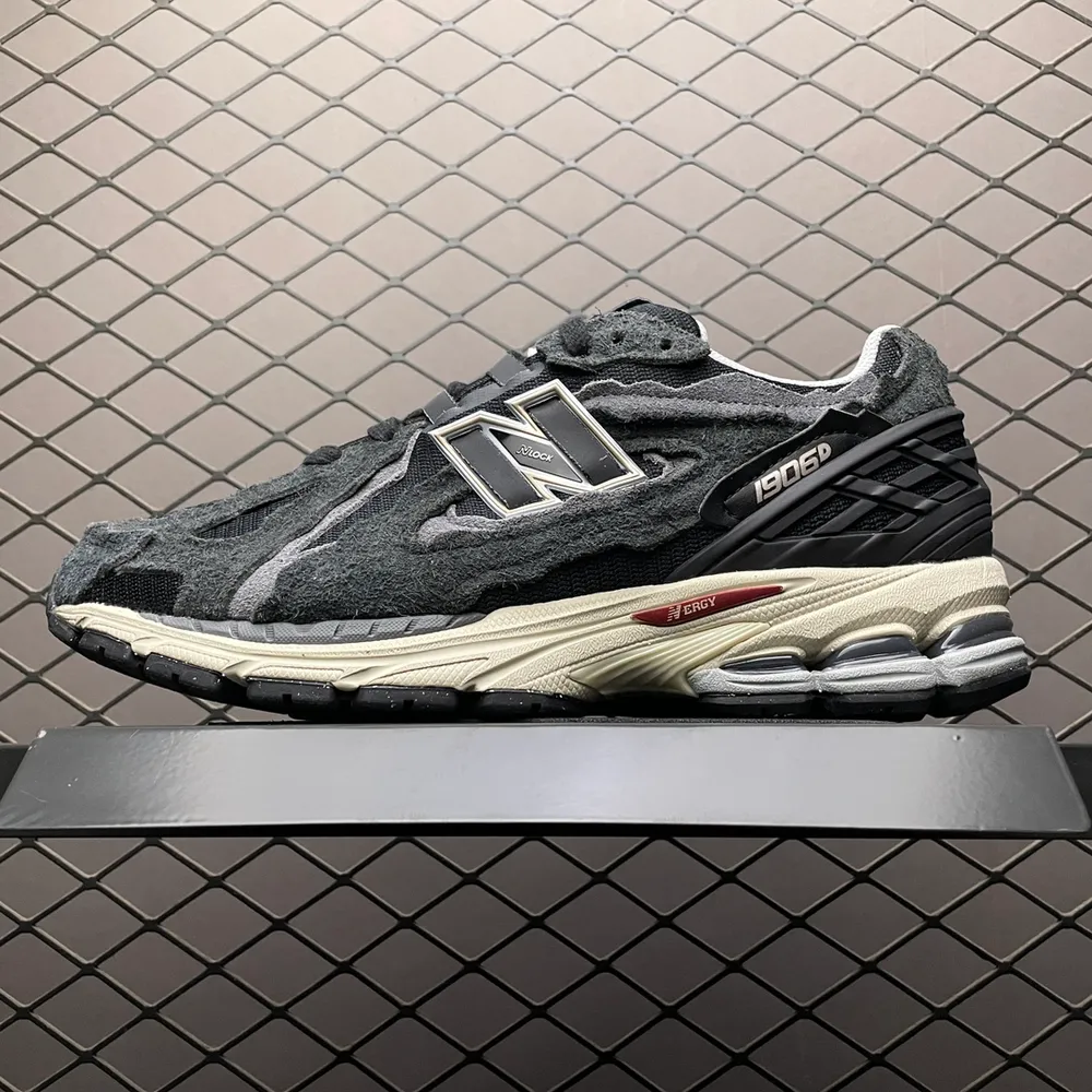 💰520 價格調整   純原 New Balance 新百倫 復古休閒跑步鞋 M1906DD 大廠出品 正確卡色皮料衝裁組合 鞋面鞋底工藝極其複雜 新開獨立私模組合大底 尺碼：36 37 37.5 38 38.5 39.5 40 40.5
