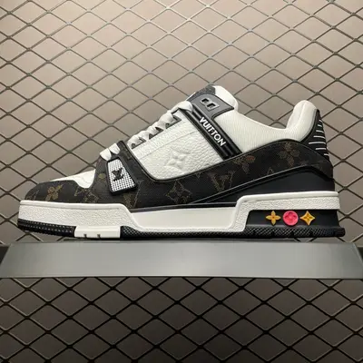 💰769 Louis Vuitton 路易威登 LV Trainer 低幫休閒板鞋 私人訂單 外貿專供品質 尺碼：35 36 37 38 39 40 41 42 43 44 45 編號：47PHTUSSS