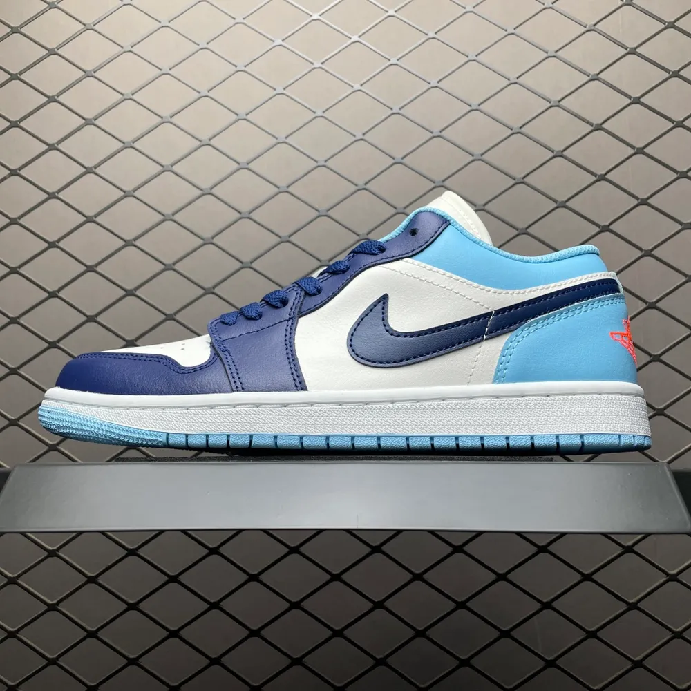 💰559 純原Air Jordan 1 Low AJ1喬1低幫 553558-149 目前市售最高品質出貨 原鞋開發 平臺訂單專用代工流水線打造 一眼zp既視感 尺碼：40 40.5 41 42 42.5 43 44 44.5 45 46