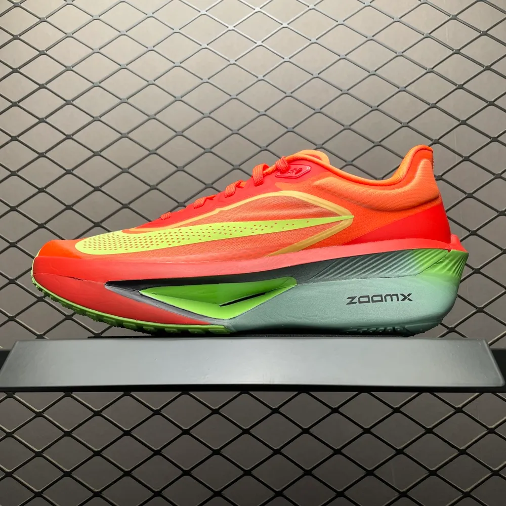 💰600 純原NK Zoom Fly 6 馬拉松超輕跑鞋 FN8454-601 尺碼：36 36.5 37.5 38 38.5 39 40 40.5 41 42 42.5 43 44 44.5 45 46 編號：29YEFF24