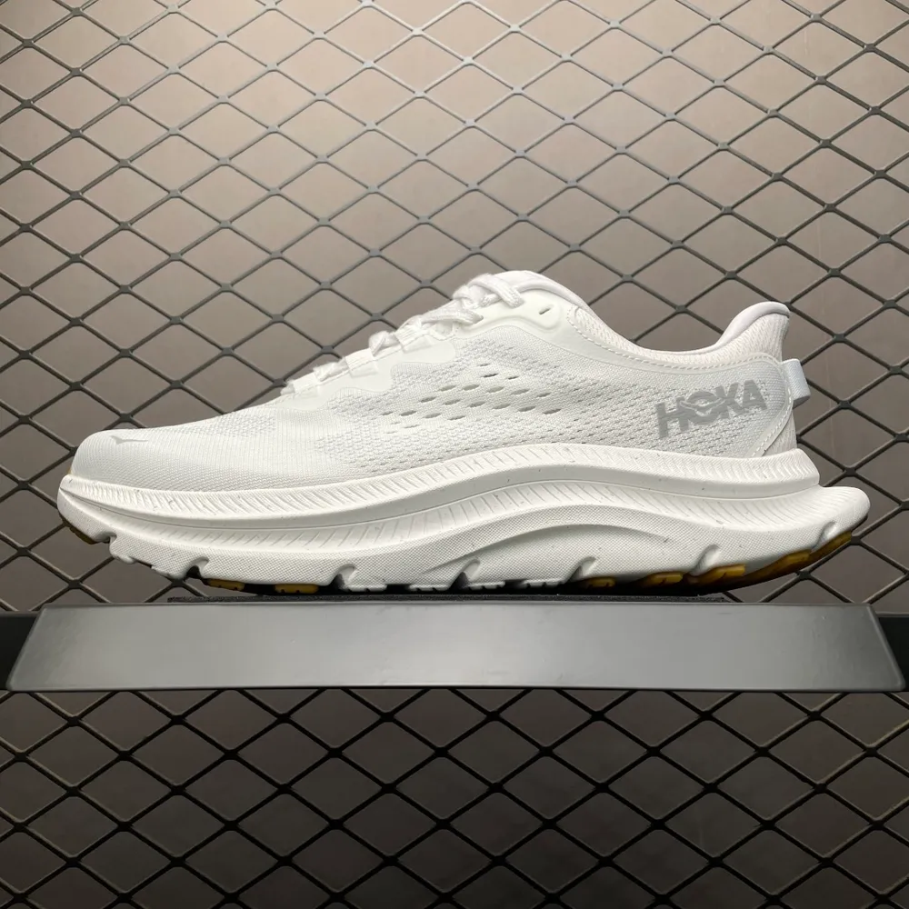 💰530   Hoka One One Kawana 2 卡瓦娜二代 超輕厚底網面輕量跑步鞋 1147930 尺碼： 36 36.5 37 38 38.5 39 40 40.5 41 42 42.5 43 44 44.5 45 編號：24