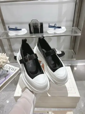 布面p650皮面+20 2025新款Alexander McQueen亞歷山大麥昆 瑪麗珍