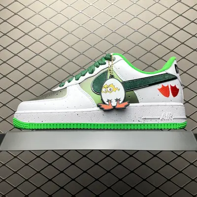 💰519 純原Doaf x NK Air Force 1 Low 聯名款 空軍一號低幫休閒板鞋 IU7613-100 原廠衝刀皮料切割乾淨 無任何毛邊 打造純正空軍 全掌內建蜂窩氣墊 原盒配件 原廠中底鋼印、拉幫完美 全套原楦原模傾力打造