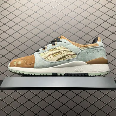 💰569 純原Costs x Asics 亞瑟士 GEL-LYTE III OG 聯名款復古低幫運動休閒跑步鞋 1201A937-200 平臺專供品質 區別市面通貨 尺碼：36 37 37.5 38 39 39.5 40 40.5 41.