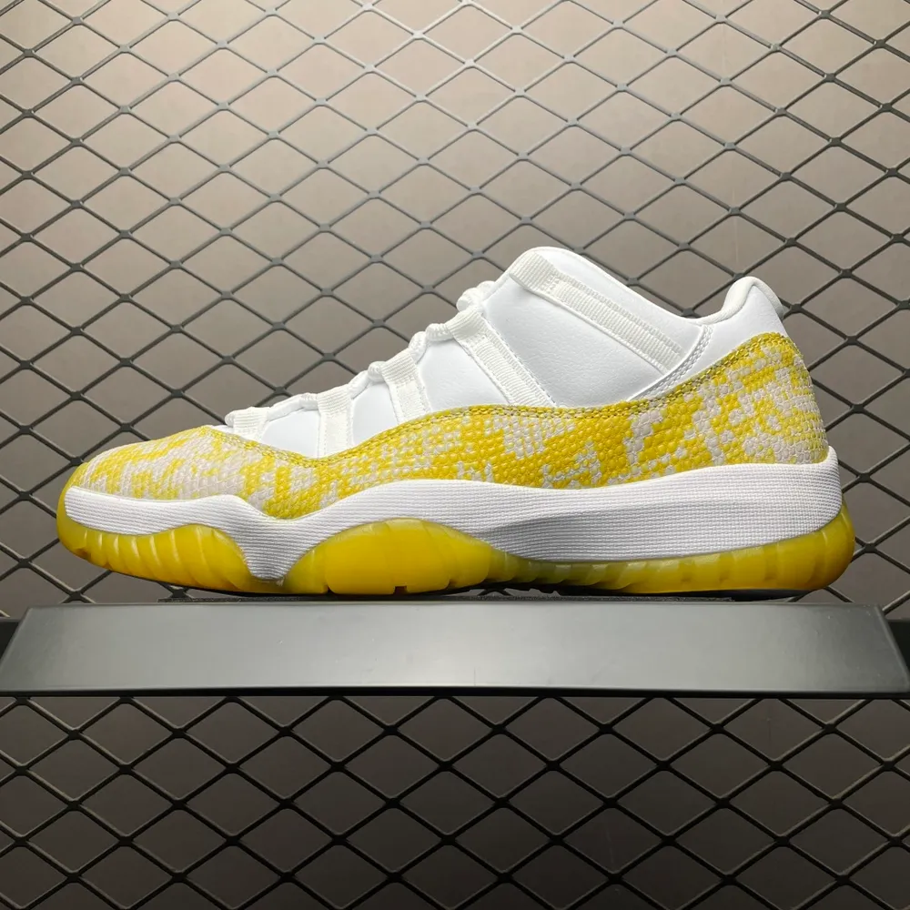 💰720 純原Air Jordan 11 AJ11喬11 黃蛇 文化籃球鞋 AH7860-107 專業AJ外貿大廠出品 純原級別質感 進口頭層皮料 中底拉幫線 整體清潔度等各方面細節完全一鍵轉發碾壓市面諸多嘴炮"純原" 尺碼：40 40.