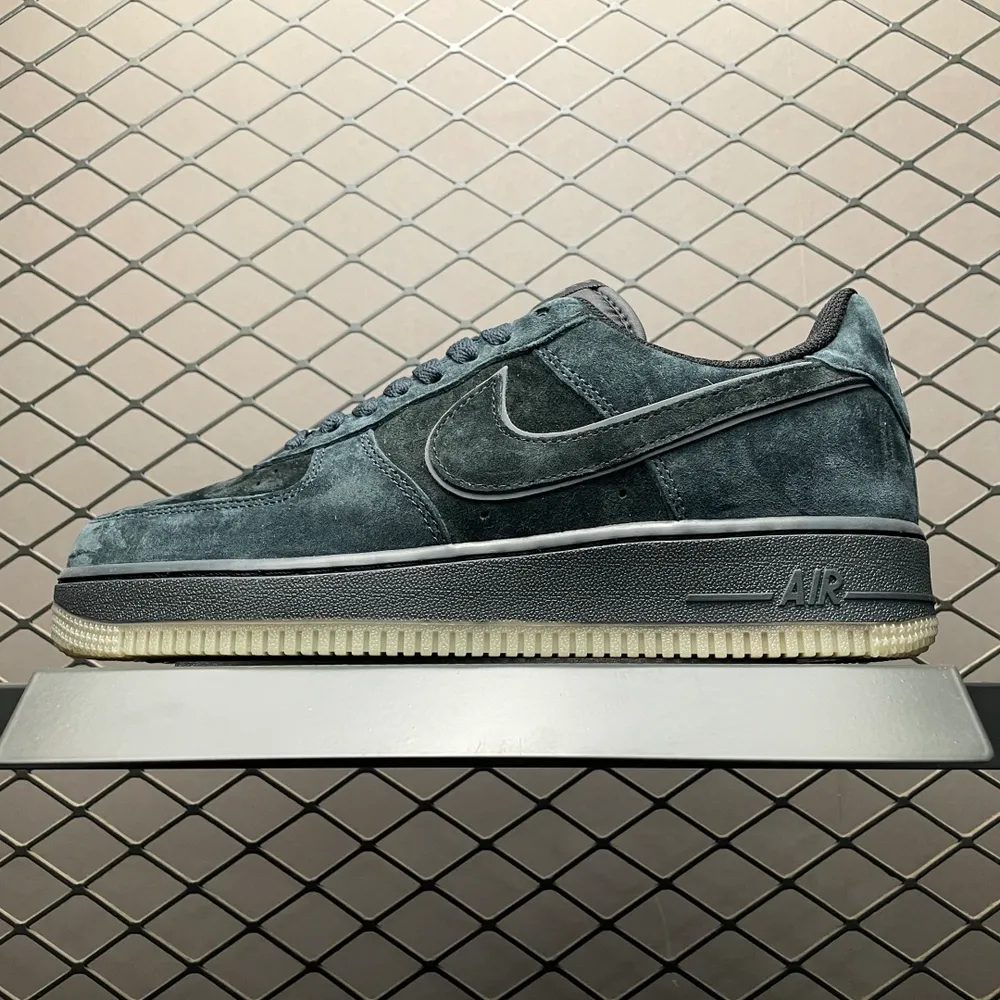💰600 純原NK Air Force 1 空軍一號低幫運動休閒板鞋 XT7138-101 尺碼：36 36.5 37.5 38 38.5 39 40 40.5 41 42 42.5 43 44 45 編號： 29YEFF33