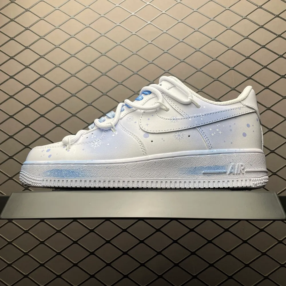 💰620 純原NK Air Force 1 空軍一號低幫運動休閒板鞋 ZH0316-057 尺碼：36 36.5 37.5 38 38.5 39 40 40.5 41 42 42.5 43 44 45 編號：31TDEF33