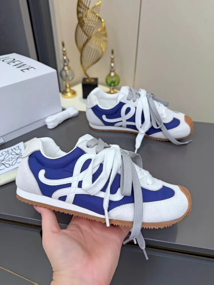羅意威·LOEWE 阿甘鞋⛳️腳感無敵！年度暴走款 內增高德訓鞋！
