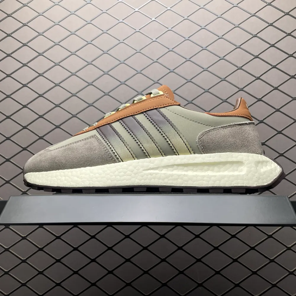 💰530 純原AD 阿迪 Retropy E5 爆米花中底 復古運動休閒跑步鞋 JH7190 尺碼：39 40 40.5 41 42 42.5 43 44 45 編號：23TDEF131
