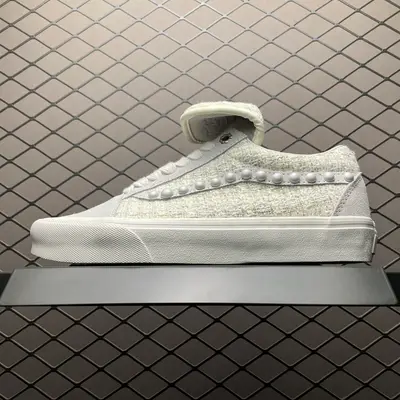 💰490 純原Vans 萬斯 Old Skool 新年限定 蛇年限定低幫休閒板鞋 尺碼：35 36 36.5 37 38 38.5 39 40 40.5 41 42 42.5 43 44 編號：18DCEE14