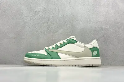 560💰