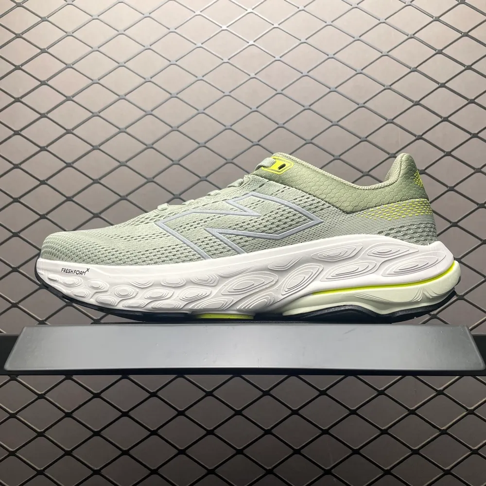 💰530 純原New Balance 新百倫 M860H14 復古休閒慢跑鞋 尺碼：36  37 37.5 38 38.5 39.5 40 40.5 41.5 42 42.5 43 44 44.5 45 編號：23TDEF33