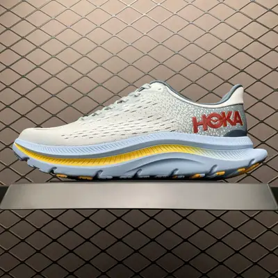 💰530   Hoka One One Kawana 卡瓦娜 超輕厚底網面輕量跑步鞋 1123163 尺碼： 36 36.5 37 38 38.5 39 40 40.5 41 42 42.5 43 44 44.5 45 編號：24UEFF