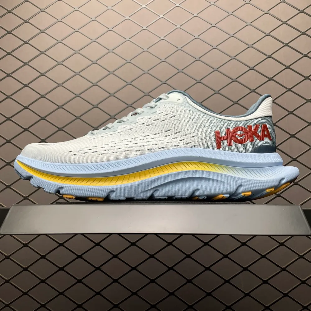 💰530   Hoka One One Kawana 卡瓦娜 超輕厚底網面輕量跑步鞋 1123163 尺碼： 36 36.5 37 38 38.5 39 40 40.5 41 42 42.5 43 44 44.5 45 編號：24UEFF