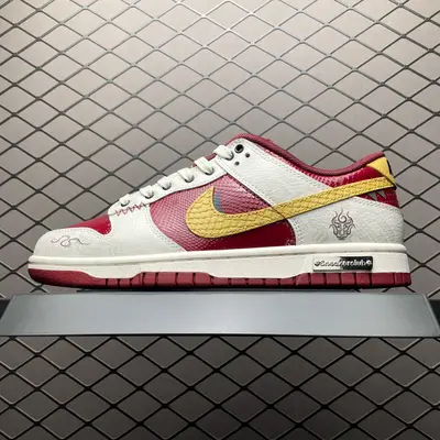 💰640 純原NK Dunk Low 客制款 低幫休閒板鞋 WR0102-012 尺碼：39 40 40.5 41 42 42.5 43 44 44.5 45 46 編號：33YEFFJ