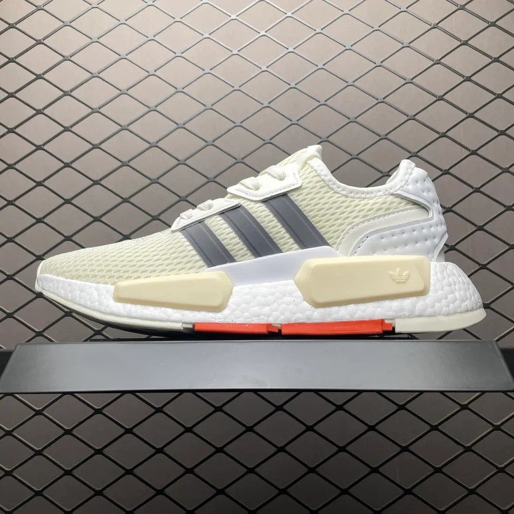 💰550 純原AD 阿迪 NMD_G1 Boost 爆米花中底休閒跑步鞋 IG8584 尺碼：39 40 40.5 41 42 42.5 43 44 44.5 45 編號：25TDEF29
