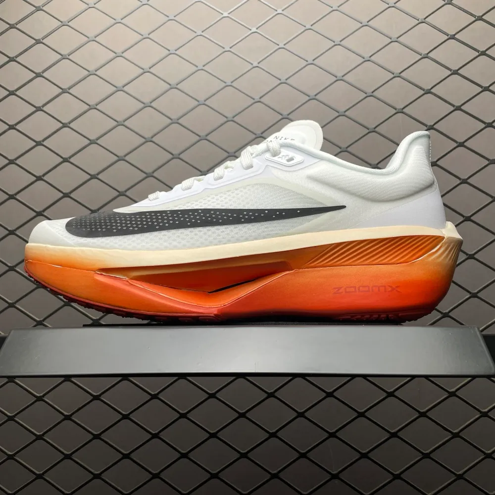 💰600 純原NK Zoom Fly 6 EK 馬拉松超輕跑鞋 HJ7038-100 尺碼：39 40 40.5 41 42 42.5 43 44 44.5 45 46 編號：29YEFF24