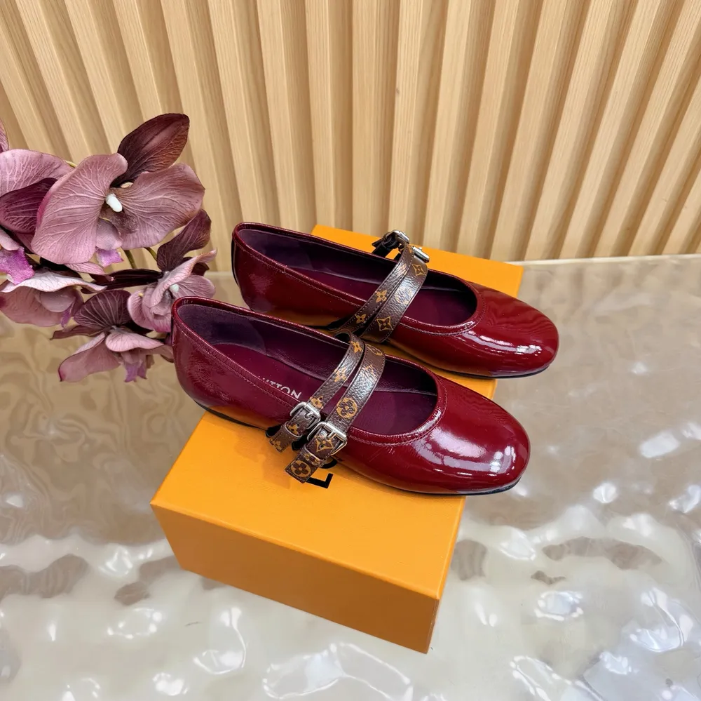 LV  | 路易威登  26𝐬𝐬 2026早春新品 頂級版本⚠️專櫃主打最新款 瑪麗珍單鞋/拖鞋/貓跟拖鞋 硬貨上新🆕