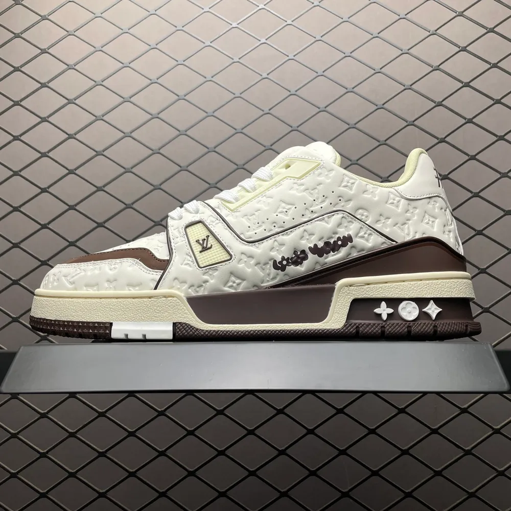 💰850 Tyler x Louis Vuitton 路易威登 LV Trainer 聯名款低幫休閒板鞋 私人訂單 原版開發 高階零售 外貿充正專供 原版購入開發 ZP級全套包裝 完美楦型 正確卡色 大底TPU 質感媲美原版 品質可吊打市