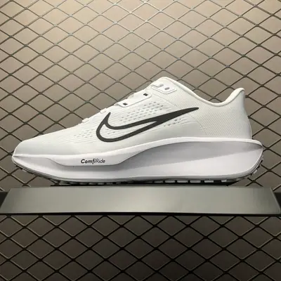 💰550 純原NK Quest 6 極致6代 網面透氣跑步鞋 FD6033-100 尺碼：36 36.5 37.5 38 38.5 39 40 40.5 41 42 42.5 43 44 44.5 45 46 編號：24TDEF131