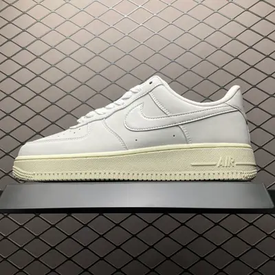 💰550 純原NK Air Force 1 Low 空軍一號低幫休閒板鞋 DR9503-100 原廠衝刀皮料切割乾淨 無任何毛邊 打造純正空軍 全掌內建蜂窩氣墊 原盒配件 原廠中底鋼印、拉幫完美 全套原楦原模傾力打造完美版型 尺碼：36 