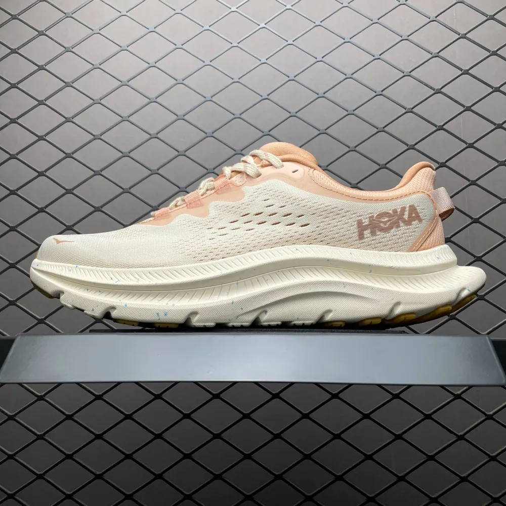💰530   Hoka One One Kawana 2 卡瓦娜二代 超輕厚底網面輕量跑步鞋 1147913 尺碼： 36 36.5 37 38 38.5 39 40 編號：24UEFFH