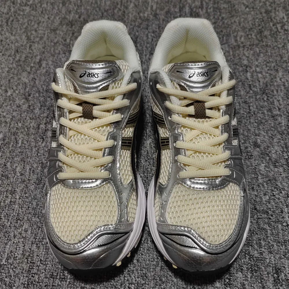 💰530  純原 外貿走量版 Asics 亞瑟士 GEL-Kayano 14 低幫運動休閒跑步鞋 1201A019-108 尺碼：36 37.5 38 39 39.5 40 40.5 41.5 42 42.5 43.5 44 44.5 4