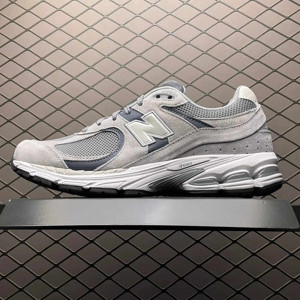 💰520 價格調整 純原 New Balance 新百倫 M2002RST復古休閒跑步鞋 大廠出品 某版純原同渠道 正確組合大底 區別提前通貨品質 尺碼：36 37 37.5 38 38.5 39.5 40 40.5 41.5 42 42