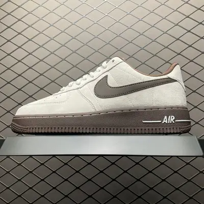 💰569 純原NK Air Force 1 Low 空軍一號低幫休閒板鞋 HQ3485-104 原廠衝刀皮料切割乾淨 無任何毛邊 打造純正空軍 全掌內建蜂窩氣墊 原盒配件 原廠中底鋼印、拉幫完美 全套原楦原模傾力打造完美版型 尺碼：36 