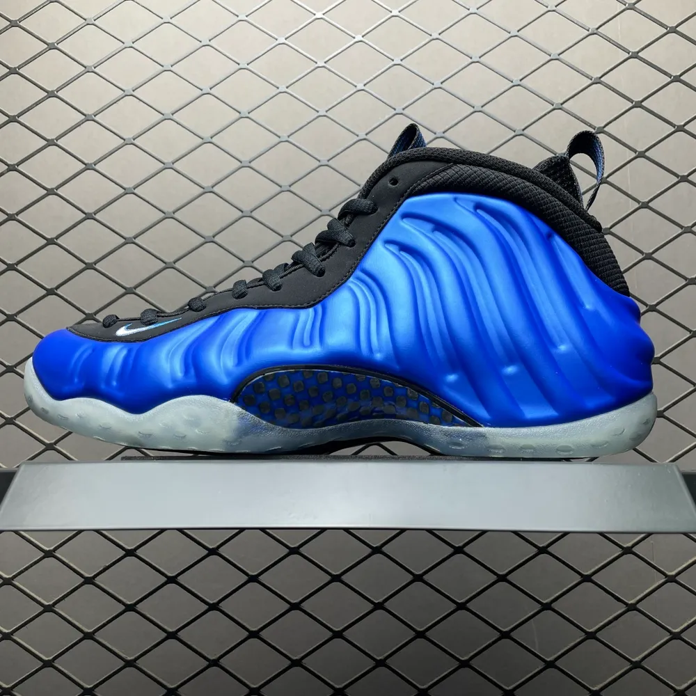 NK Air Foamposite One 市售最強品質 莞產頂級品質 藍噴 噴泡 FQ8181-511 內建Zoom氣墊 鞋型發泡360度無死角 中底完美注膠 原廠碳纖維加持 尺碼：38.5 39 40 40.5 41 42 42.5 4