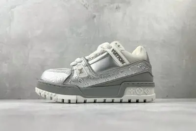 💰600