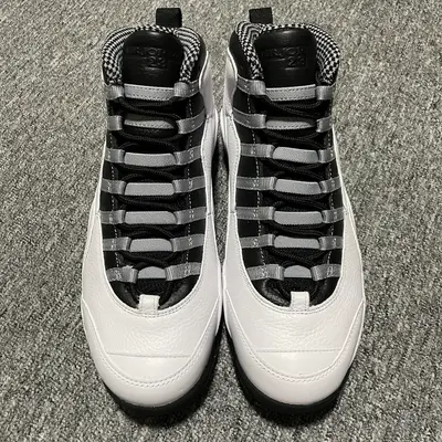 純原 Air Jordan 10 Retro AJ10喬10 男子文化籃球鞋 HJ6779-104 圈內知名口碑大廠出品 原楦原紙板 原廠皮料 原廠碳板打造 極致一眼正品既視感 高階外貿零售專供品質 尺碼：40 40.5 41 42 42.