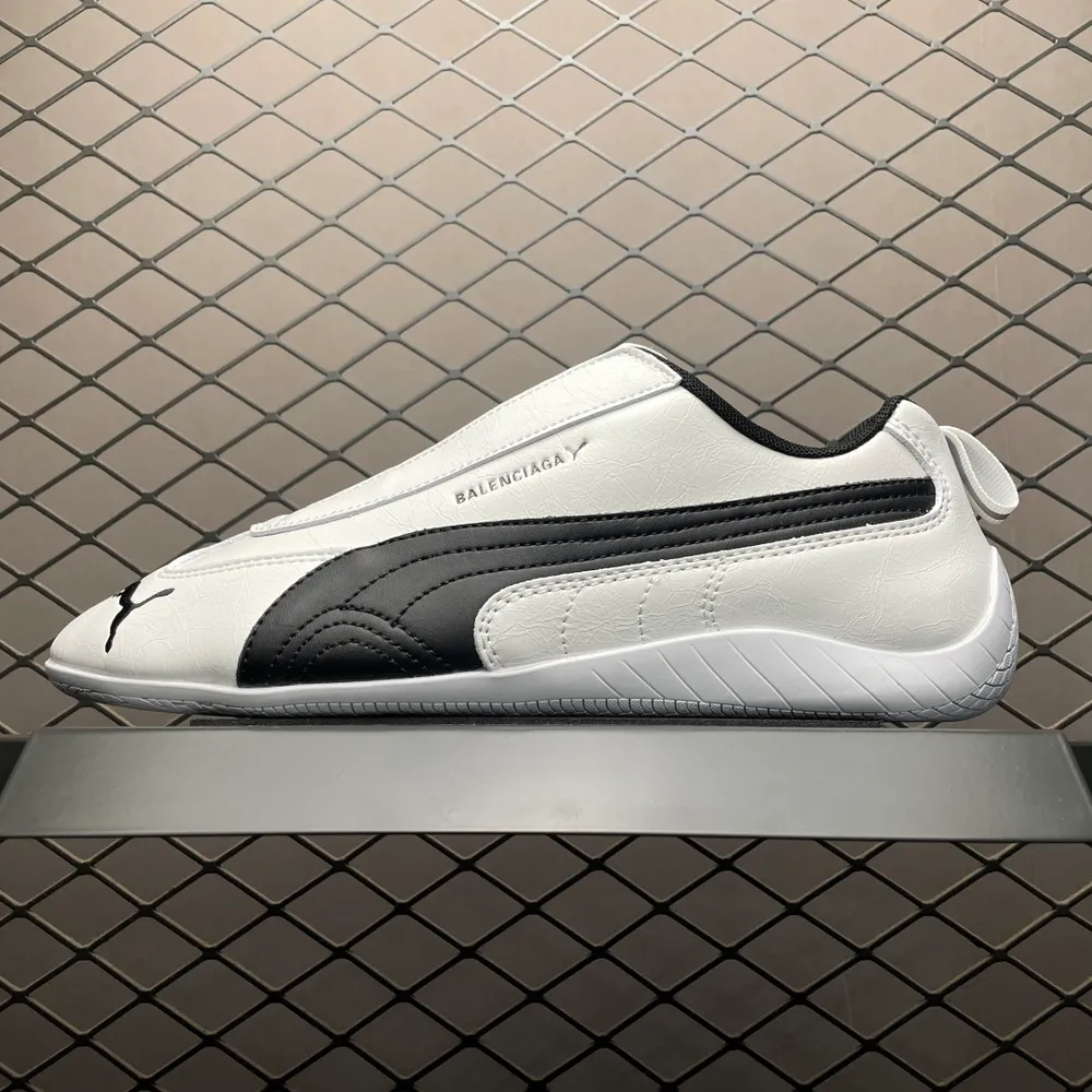 💰530 純原Balenciaga x Puma 彪馬 Speedcat 巴黎世家聯名款低幫休閒鞋 406515-02 尺碼：35 36 37 38 39 40 41 42 43 44 45 編號：23YEFF17