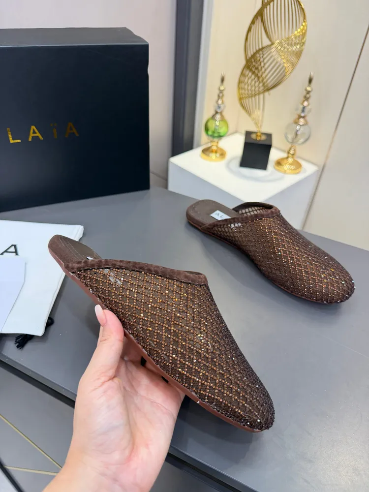 Alaia·阿萊亞⛳️🔥超火的一款平底芭蕾舞漁網紗面鑲鑽款平底單鞋🩰！