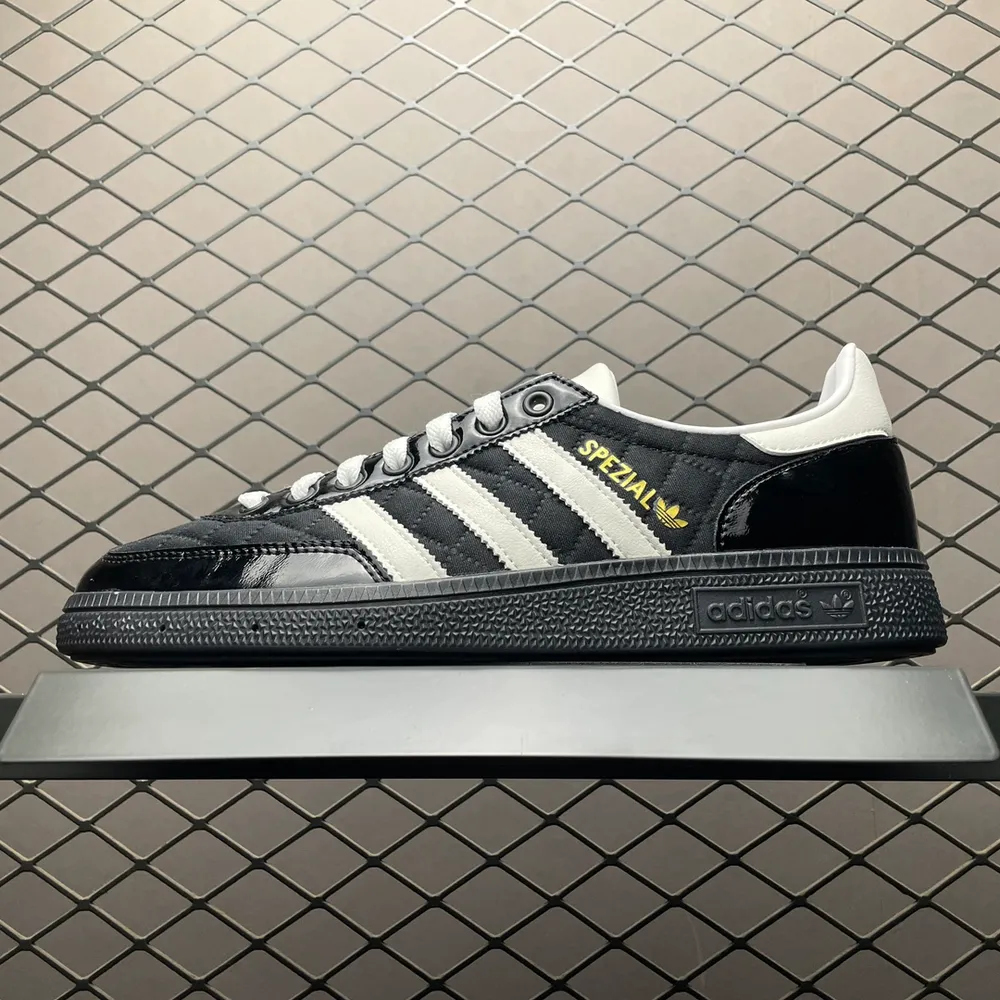 💰550 商城專供版 AD 阿迪 Handball Spzl 低幫休閒板鞋 JP5939 原檔私模開發 真實真實半碼 一碼一模 尺碼：35.5 36 36.5 37 38 38.5 39 40 40.5 41 42 42.5 43 44 