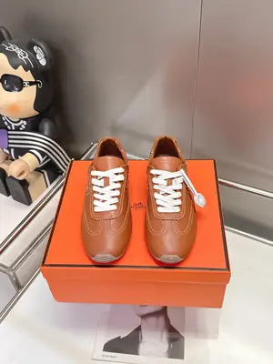 P660  碼數5-40。41定製👟 愛馬仕26早春王炸德訓鞋，三色調齊發！