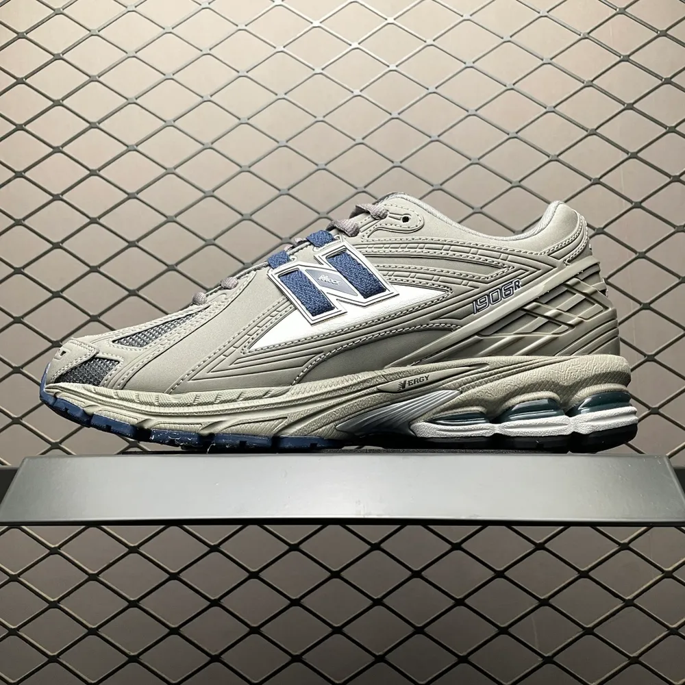 💰569 純原New Balance 新百倫 M1906RB 復古休閒跑步鞋 尺碼：36 37 37.5 38 38.5 39.5 40 40.5 41.5 42 42.5 43 44 44.5 45 46.5 編號：27YEFF202