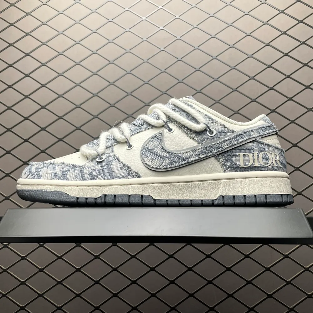 💰660 純原NK Dunk Low 客制款 低幫休閒板鞋 SJ2068-285 尺碼：35.5 36 36.5 37.5 38 38.5 39 40 40.5 41 42 42.5 43 44 44.5 45 編號：35YEFFJ