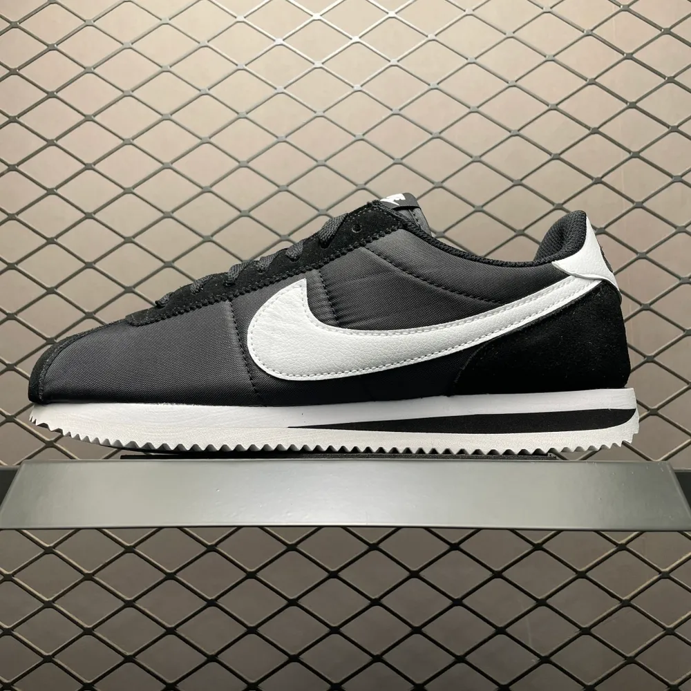 💰530 純原NK Cortez 阿甘休閒跑步鞋 HF0263-001 尺碼：36 36.5 37.5 38 38.5 39 40 40.5 41 42 42.5 43 44 44.5 45 編號：22YEFF20
