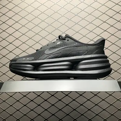 💰500  純原 NK Comfort Ride EasyOn Access 經典舒適透氣支撐跑步鞋 IF4997-006 尺碼：36 36.5 37.5 38 38.5 39 40 40.5 41 42 42.5 43 44 44.5 