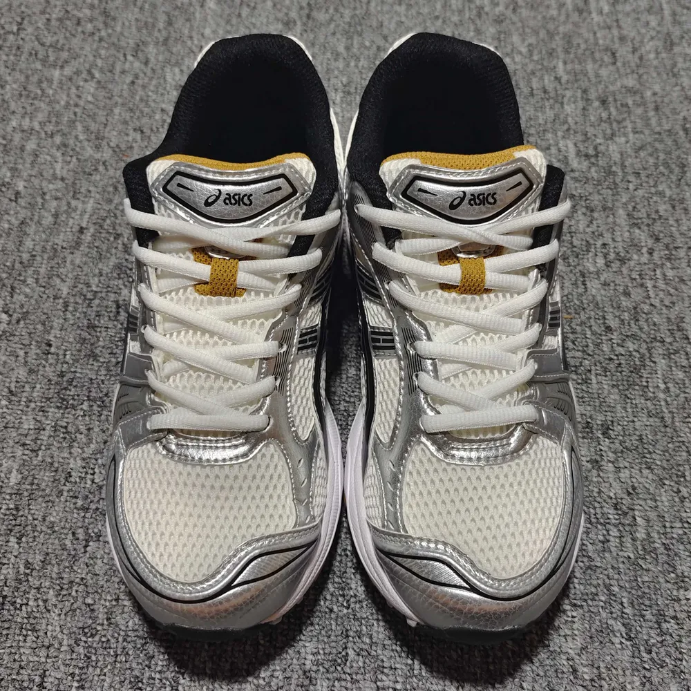 💰530  純原 外貿走量版 Asics 亞瑟士 GEL-Kayano 14 低幫運動休閒跑步鞋 1201A019-102 尺碼：36 37.5 38 39 39.5 40 40.5 41.5 42 42.5 43.5 44 44.5 4