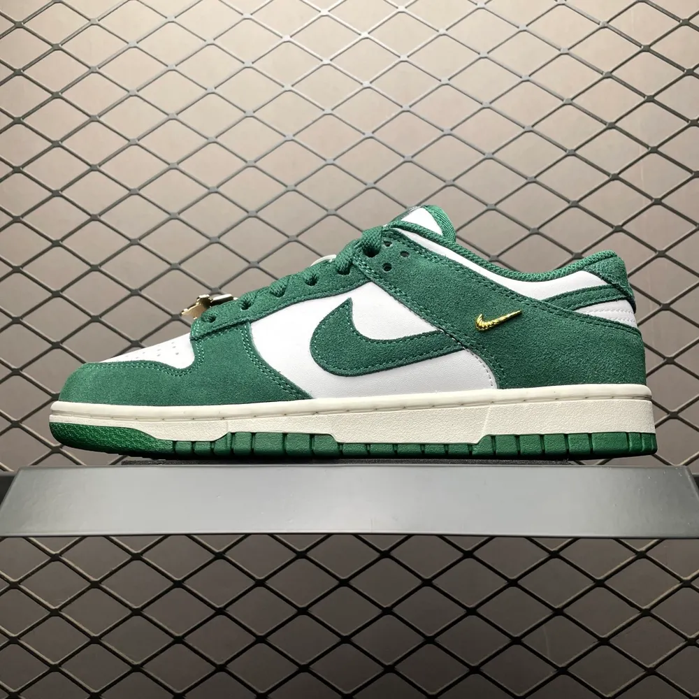 💰559 純原NK Dunk Low 客制款 低幫休閒板鞋 IB4417-100 尺碼：36 36.5 37.5 38 38.5 39 40 40.5 41 42 42.5 43 44 44.5 45 46 編號：27YEFF202