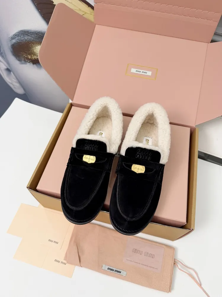 MiuMiu 25FW 金幣樂福鞋