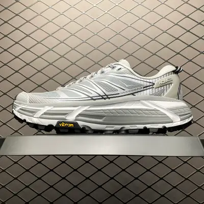 💰540 純原版 Hoka Mafate Speed Three 2 瑪法特 超輕厚底輕量山地跑步鞋 1126851 頂級版本出貨 高階零售專供 尺碼： 36 36.5 37 38 38.5 39 40 40.5 41 42 42.5 4