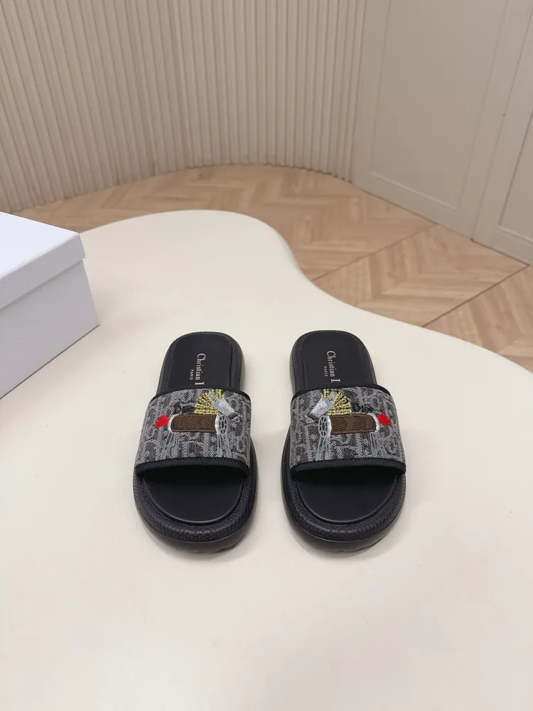 Dior迪奧2026ss夏季新款仙女刺繡拖鞋