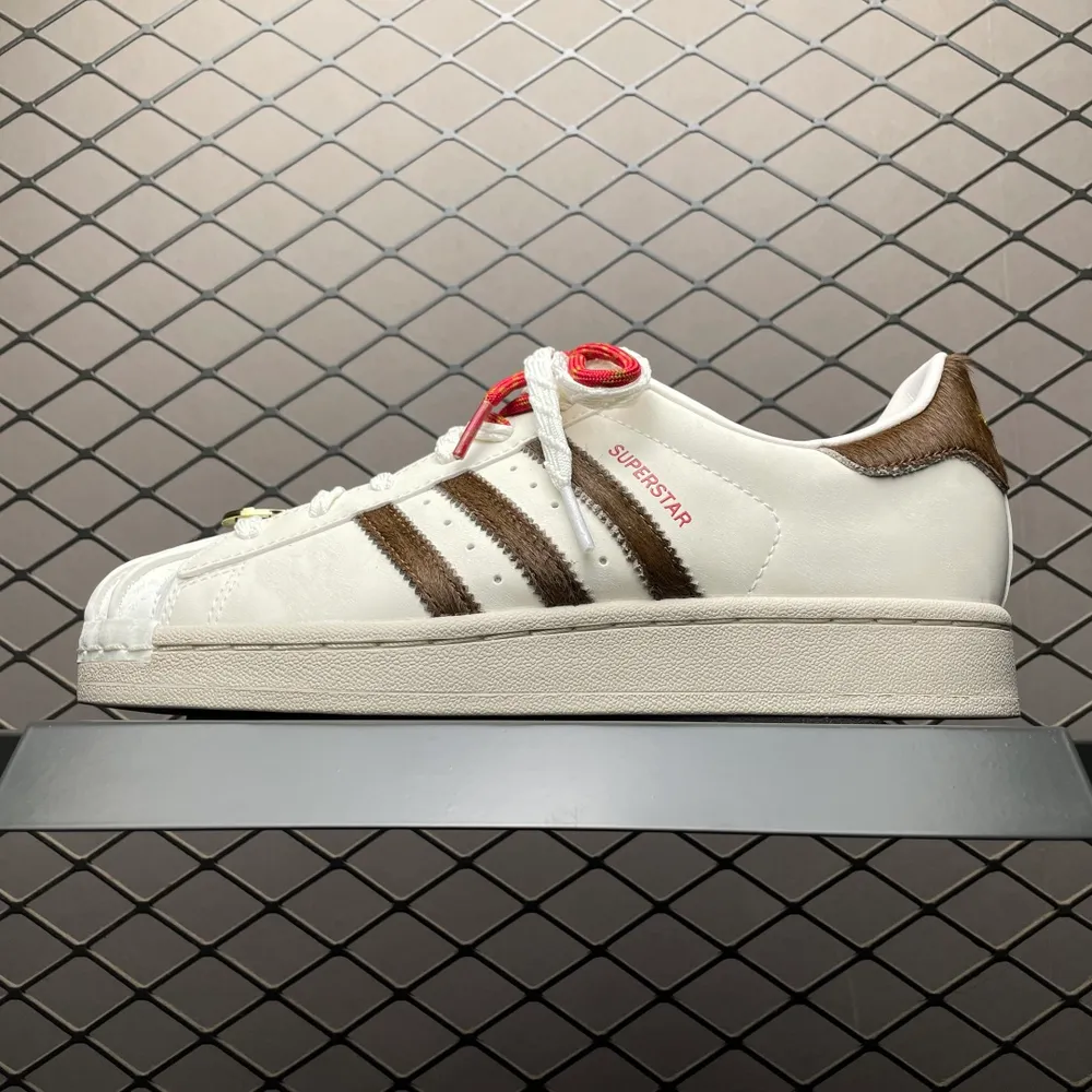 💰540 純原AD 阿迪 Superstar CNY 貝殼頭 新年限定"馬年" 低幫休閒板鞋 KJ6293 尺碼：35.5 36 36 36.5 37 38 38.5 39 40 40.5 41 42 42.5 43 44 44.5 45