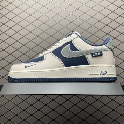💰620 純原NK Air Force 1 空軍一號低幫休閒板鞋 KK1988-012 尺碼：36 36.5 37.5 38 38.5 39 40 40.5 41 42 42.5 43 44 45 編號：31TDEF51